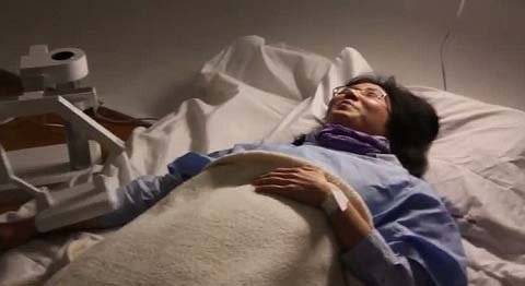 Kỳ lạ robot hướng dẫn 'từ giã cõi đời'