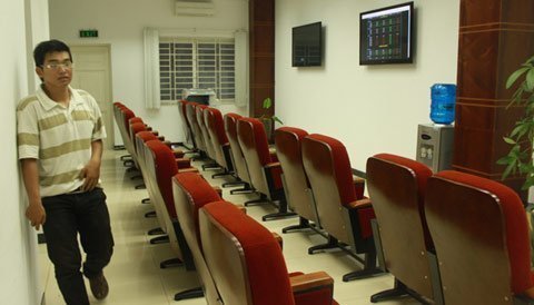 Sàn giao dịch hàng hóa 'thoi thóp'