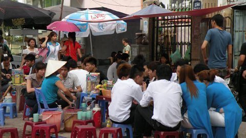 Trà đá nói tục, trà chanh chửi thề