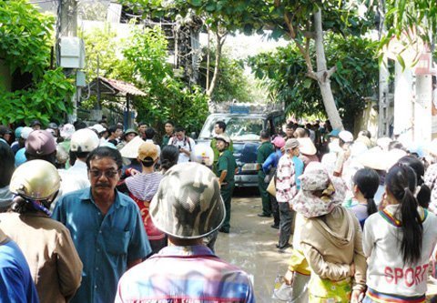 Cháy nhà nửa đêm, 3 mẹ con chết thảm