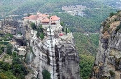 Những ngôi nhà 'cô đơn' trên thế giới