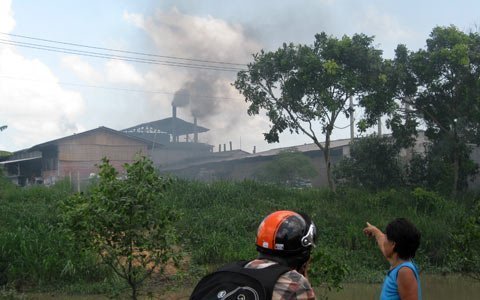 Tiếp tục xả thải ô nhiễm sẽ di dời doanh nghiệp