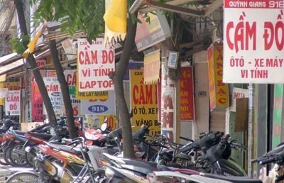 Nợ cầm đồ hàng tỉ đồng rồi bỏ trốn