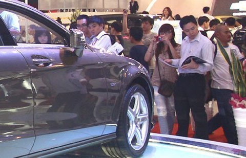 Ôtô trong nước tháng 5: Hết đường lùi?