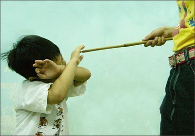 Dạy con kiểu kinh dị