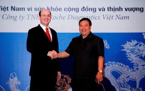 Roche Diagnostics được cấp giấy chứng nhận đầu tư