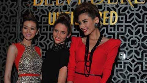 Khánh My - Hoàng Yến đọ sắc ngọt-cay