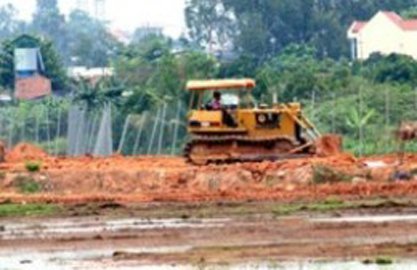 Thu hồi, đền bù 4.000 - 13.500 đồng/m2 đất nhưng bán tới 50 triệu đồng/m2