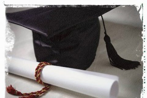 Cụ bà 96 tuổi nhận bằng danh dự vì hiếu thảo