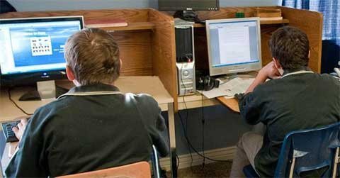 Trong trường cai nghiện phim ảnh khiêu dâm