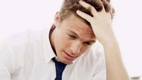 Bị vật nhọn đâm, lo ngay ngáy nhiễm HIV
