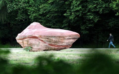 Venezuela đòi Đức trả tảng đá 35 tấn