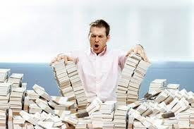 Cho người vỡ nợ vay tiền, đòi được không?