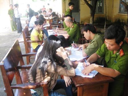 2 thiếu nữ bị khống chế cho người nước ngoài tuyển vợ