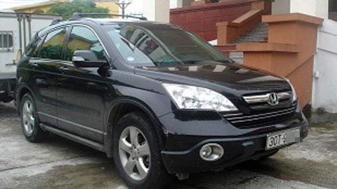 Tên trộm cưỡi xế hộp đi ‘hành nghề’