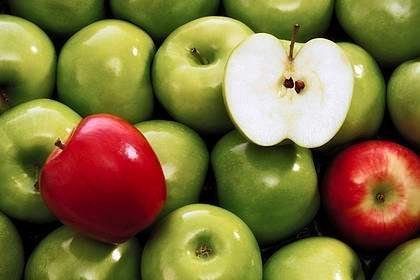 Táo là loại quả chứa nhiều thuốc trừ sâu nhất
