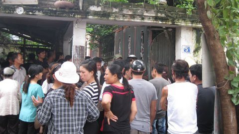 Hà Nội: Con trai sát hại cả cha lẫn mẹ