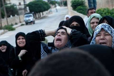 Cuối tuần đẫm máu ở Syria, hơn 100 người chết