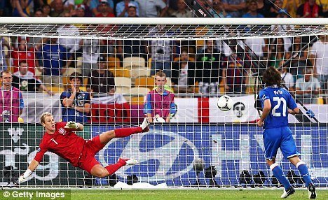 Pirlo từng ôm hận vì đá penalty kiểu penenka