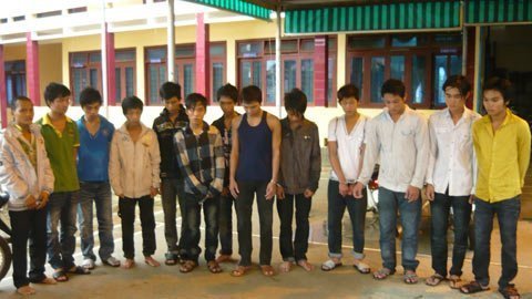 Trai làng 2 xã đánh nhau đẫm máu