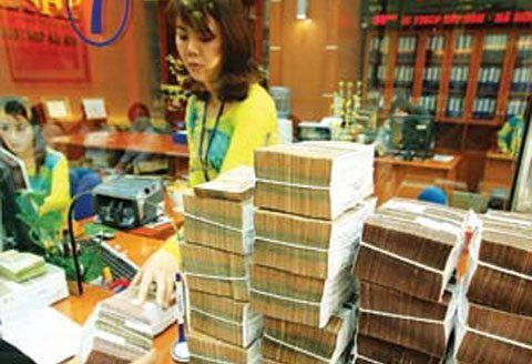 Qua 6 tháng: Tín dụng vẫn không tăng