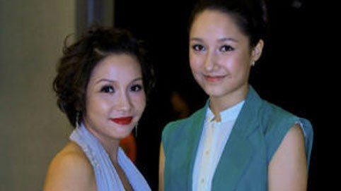 Chuyện cảm động về tình mẹ - con không cùng huyết thống