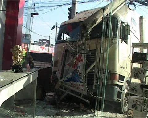 Container cán chết đại úy công an