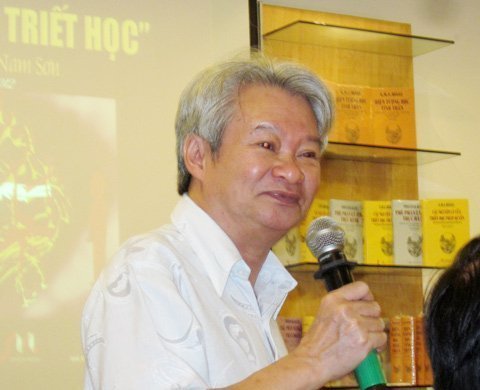 Chuyện nghiêm chỉnh nào cũng cần trở nên vui vẻ