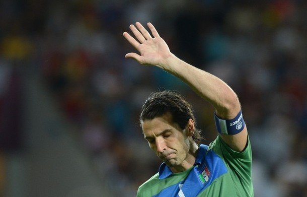 Buffon hết lời ca ngợi Tây Ban Nha