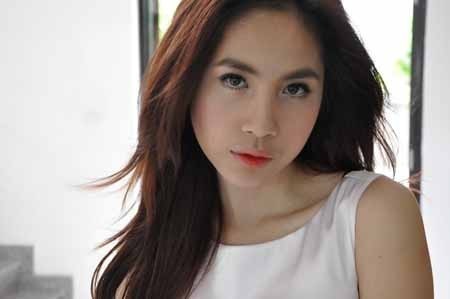 Thuỷ Tiên bức xúc vì bài báo bịa đặt chuyện bầu bí