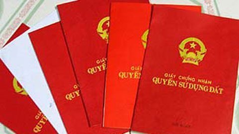 Bắt bà trùm đường dây lừa đảo bằng sổ đỏ giả