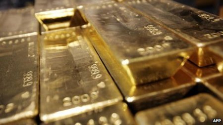 Vàng và tiền giấy: Cuộc chiến của lòng tin