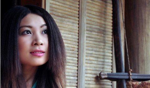 Hoa hậu làng văn kể chuyện nhà văn… nhậu