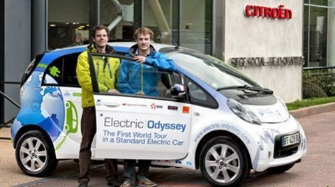 Xế chạy điện vòng quanh thế giới đã đến VN