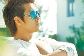 Tuấn Hưng: Tôi ghen với những người đàn ông có vợ