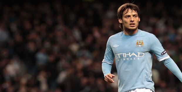 Man City giữ chân Silva bằng 