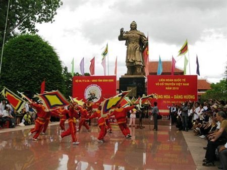 Thi người đẹp quốc tế võ cổ truyền Việt Nam
