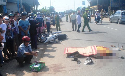 Nữ sinh chết thảm ngày đi làm thủ tục thi