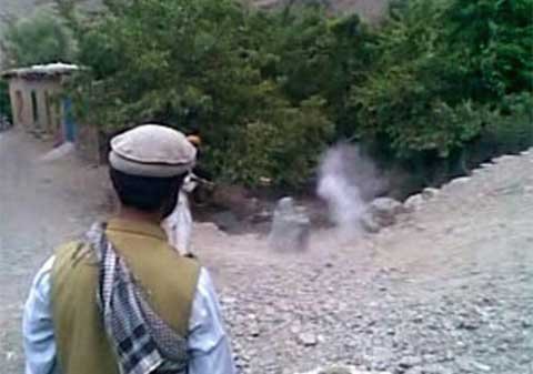 Kết thúc ghê rợn của cuộc tình tay ba Taliban