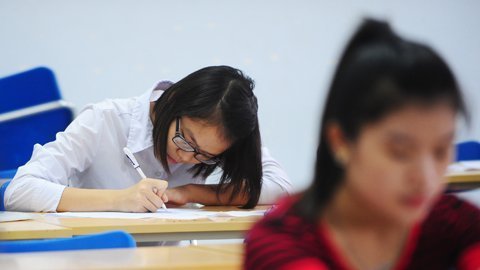 Đề sử nặng 'trả bài', thí sinh nhẹ nhõm