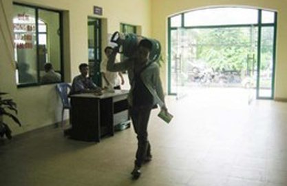 Chung cư I9, phường Thanh Xuân Bắc: Khốn đốn vì bị ngừng cung cấp gas