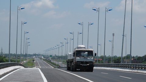 Cao tốc Việt Nam đắt hơn Mỹ là do cơ chế