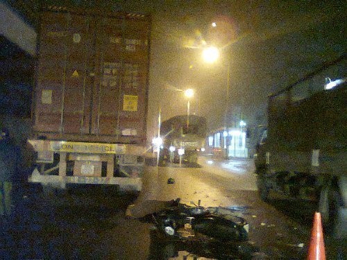 Hình ảnh giao thông 'kỳ dị' ở Thủ đô