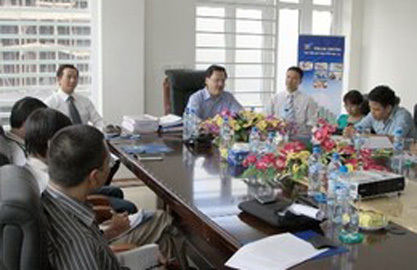 Chủ đầu tư dự án Tricon Towers họp báo 