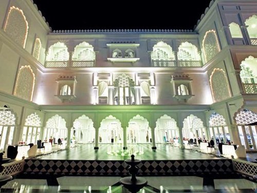 Lâu đài 15 triệu USD lộng lẫy giữa Sài Gòn