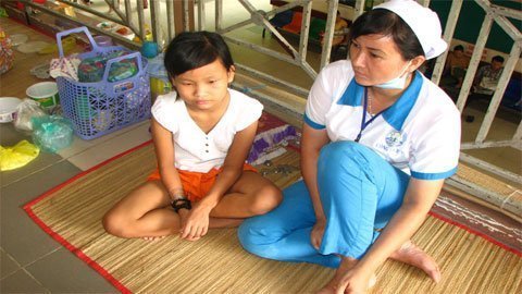 Con sống được bao lâu nữa đâu mà mẹ cố đi làm!