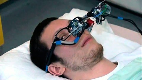 Công nghệ điều khiển máy tính bằng mắt giá siêu rẻ