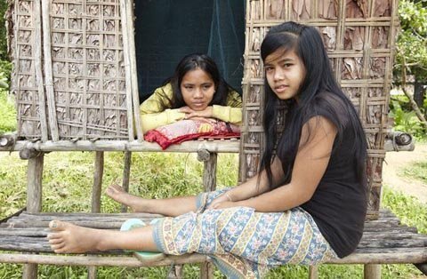 Nơi các bé gái tới lều tình yêu tìm bạn đời