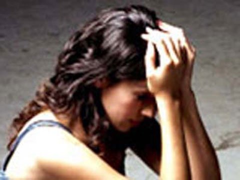 Hai 9X ngồi tù vì hãm hiếp 'chị hàng xóm'
