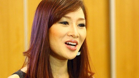 Mong các người đẹp nhìn xa hơn... cái túi